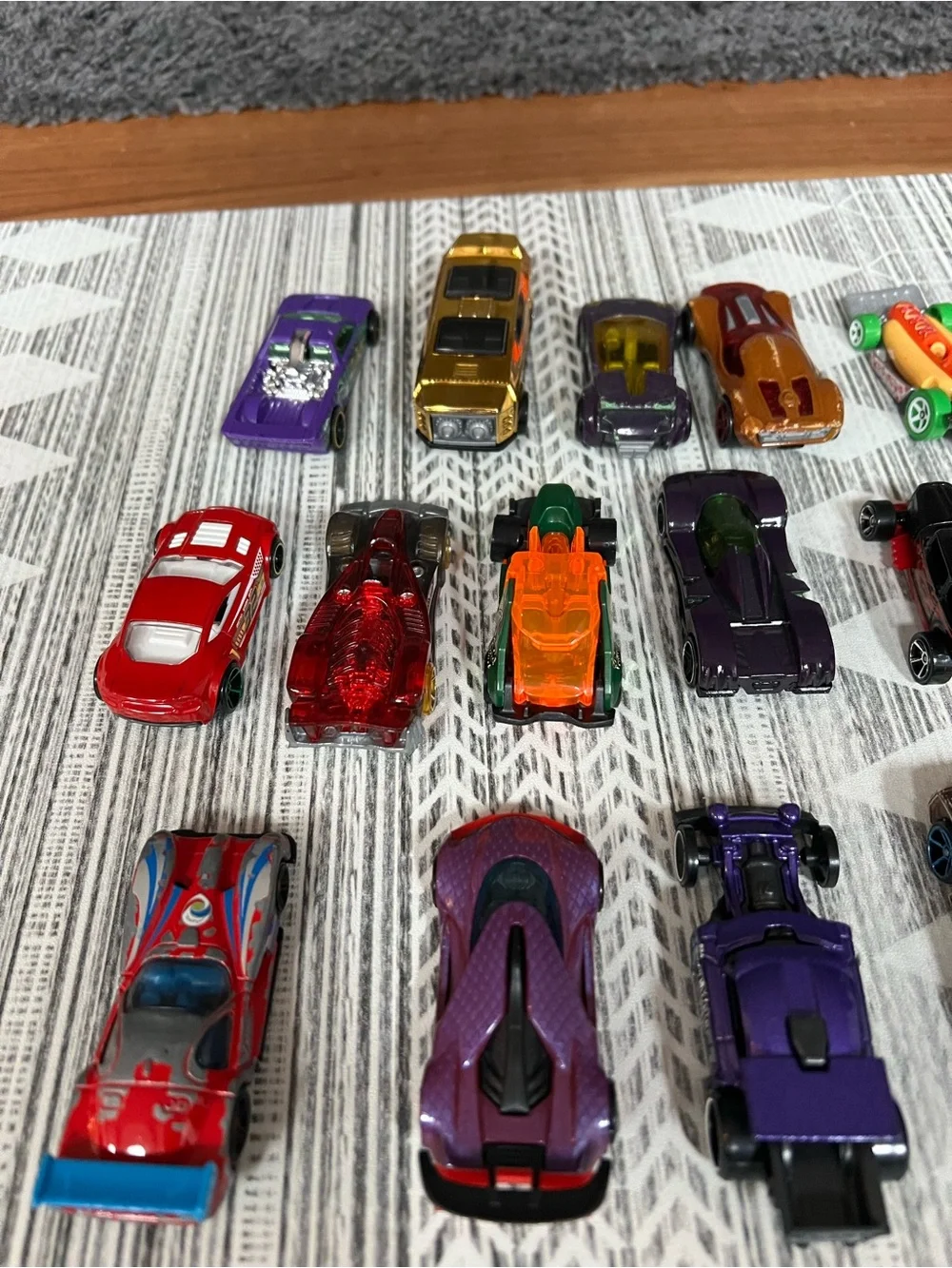Hot wheels Car Set - Picture 5 of 7